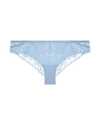 Amourette Spotlight Brazilian