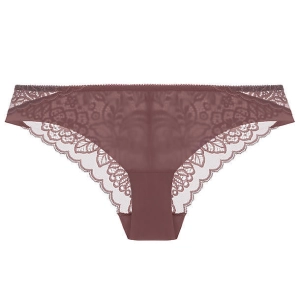 Amourette Spotlight Brazilian