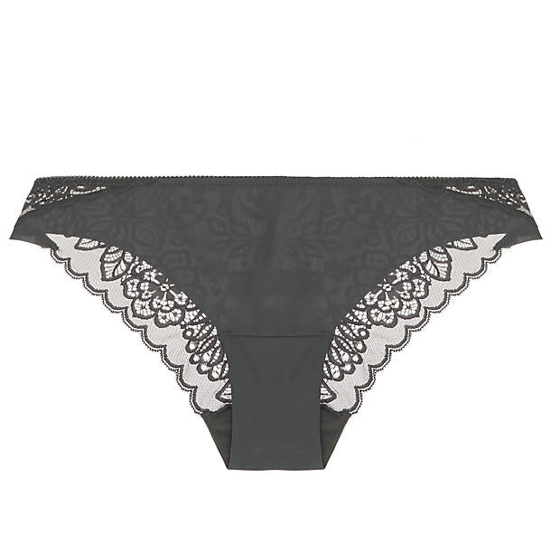 Amourette Spotlight Brazilian