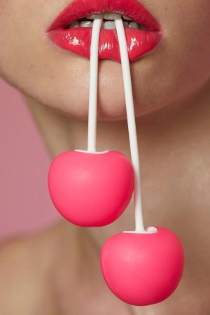 Cherry Love Geisha Balls